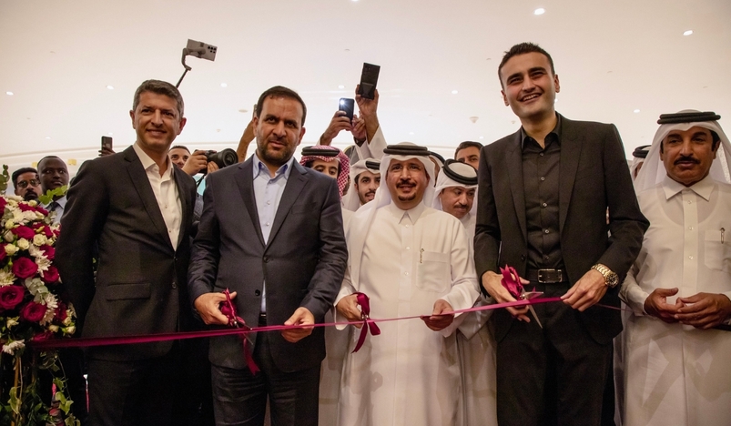 Legendary Turkish Chef CZN Burak Opens his First Restaurant in Qatar